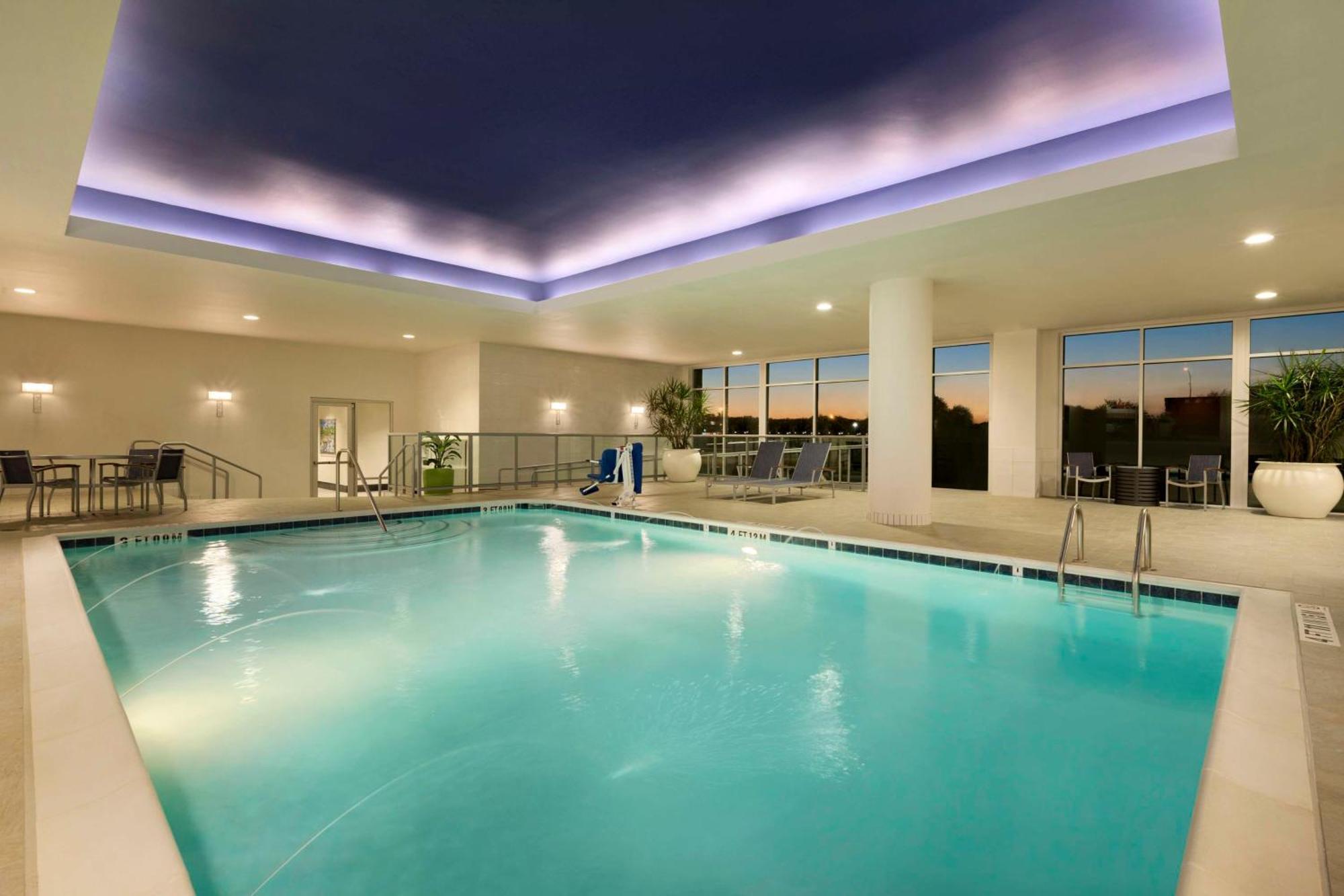 Embassy Suites By Hilton Greenville Downtown Riverplace מראה חיצוני תמונה