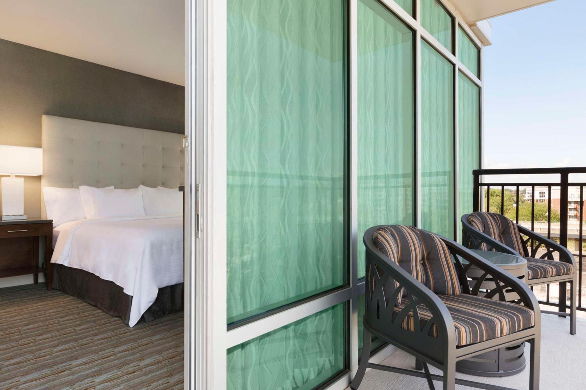 Embassy Suites By Hilton Greenville Downtown Riverplace מראה חיצוני תמונה